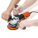 Esmerilhadeira Angular 4.1/2 820w G720 - Black Decker Esmerilhadeira Angular 4.1/2 820w G720 - Black Decker
